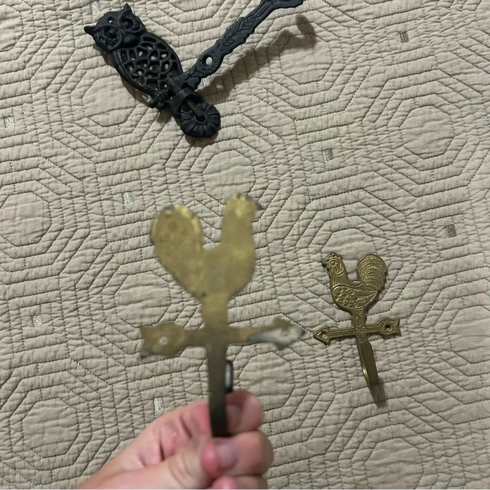 3 small vintage wall hooks